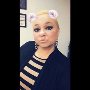 Meet your Posher, Nicole